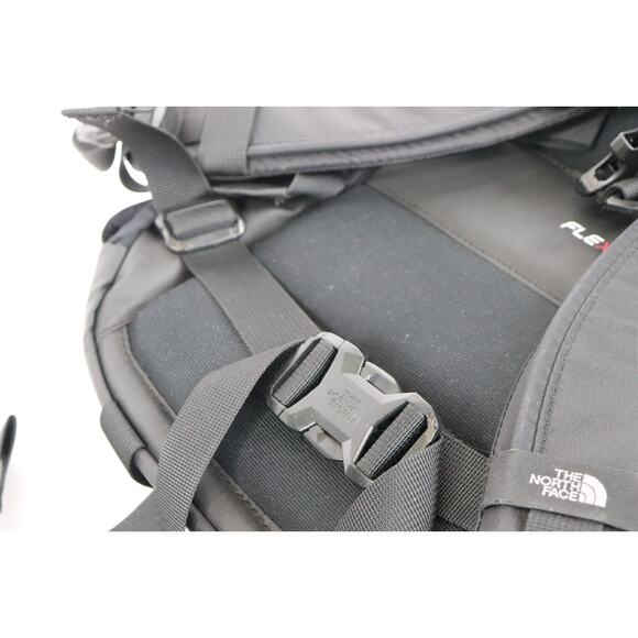 The North Face Recon Laptop Backpack Color Black - Read - Picture 9 of 15